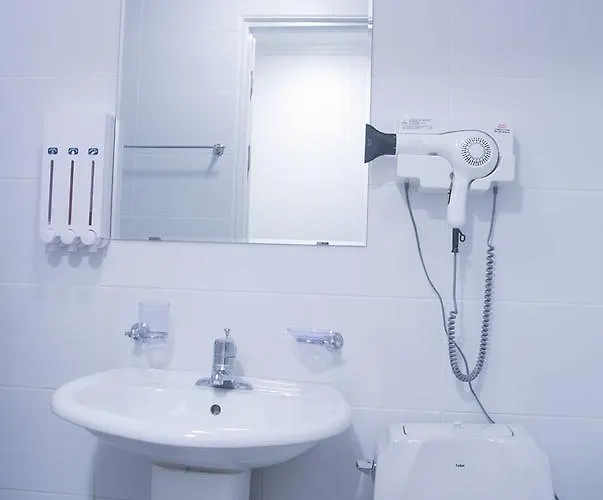 Hotel Mini Insa 2*